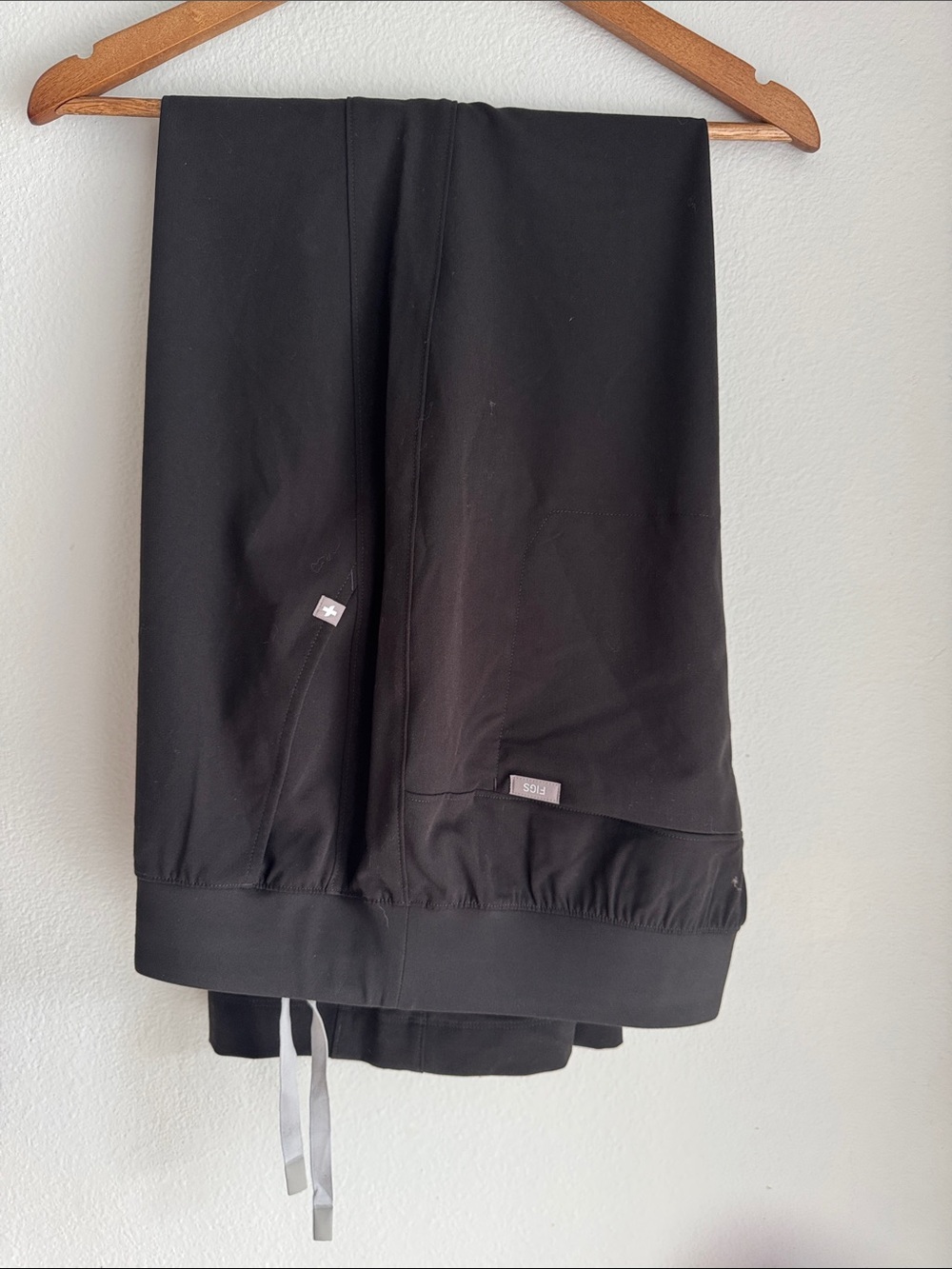 Figs lightweight scrub pants